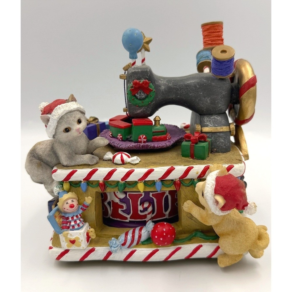 Sanrio Christmas Sewing Machine Music Box Cat Dog Holiday Decoration Collectible - Picture 1 of 11